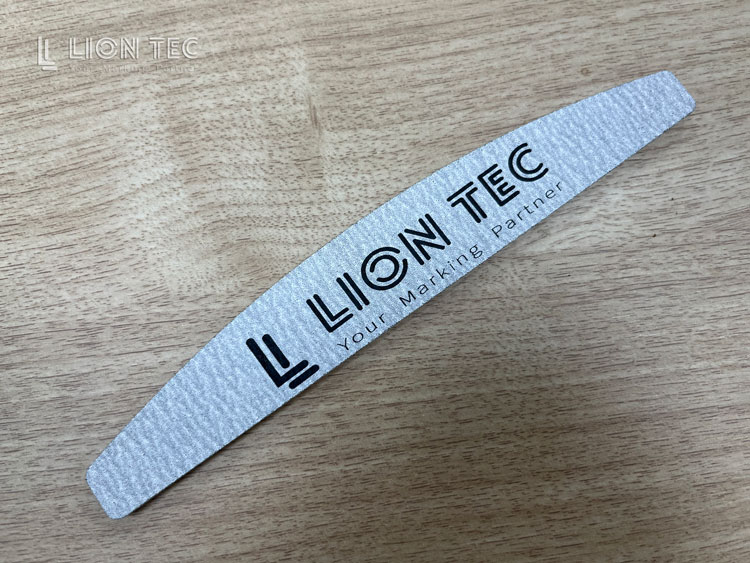 指甲銼UV噴碼機：打樣案例分享，幫你輕松實現個性化定制！